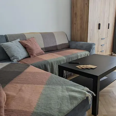 Walnut Apt. Near The River, Early/late Checkin/out *